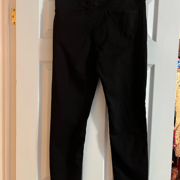 BNWT DEVOTED SKINNY PANTS IN A SIZE 31 - Picture 4 of 5